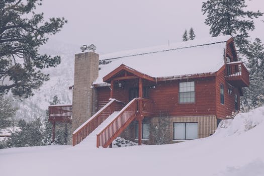 home during snow storm