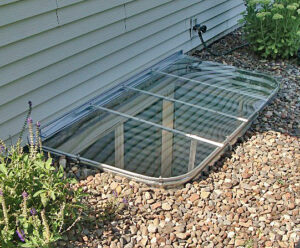 79” x 36” Sloped cover, Metal well