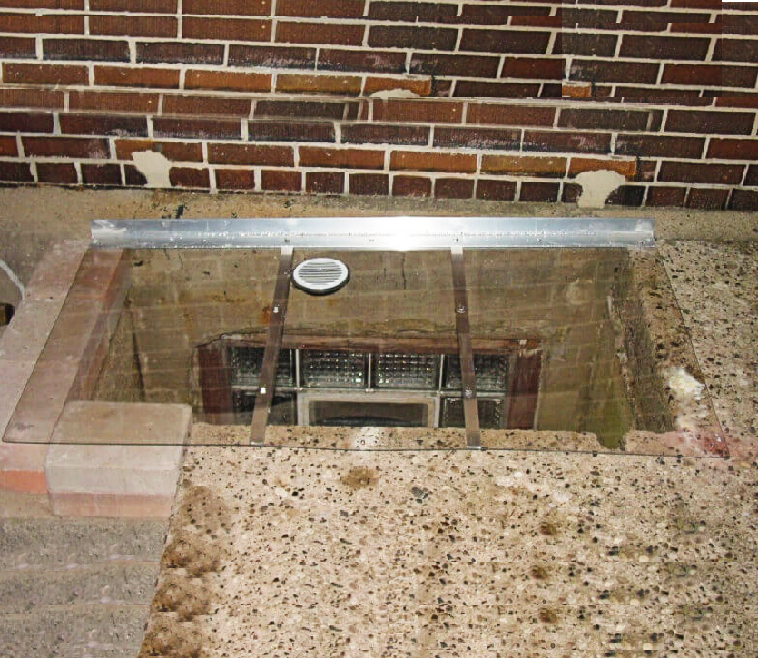 46 x 26 Small Flat Cover on Concrete Well on Small Concrete or Brick or Timber Wells