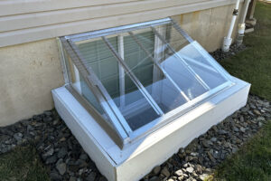 52x37 Super-slant window well cover