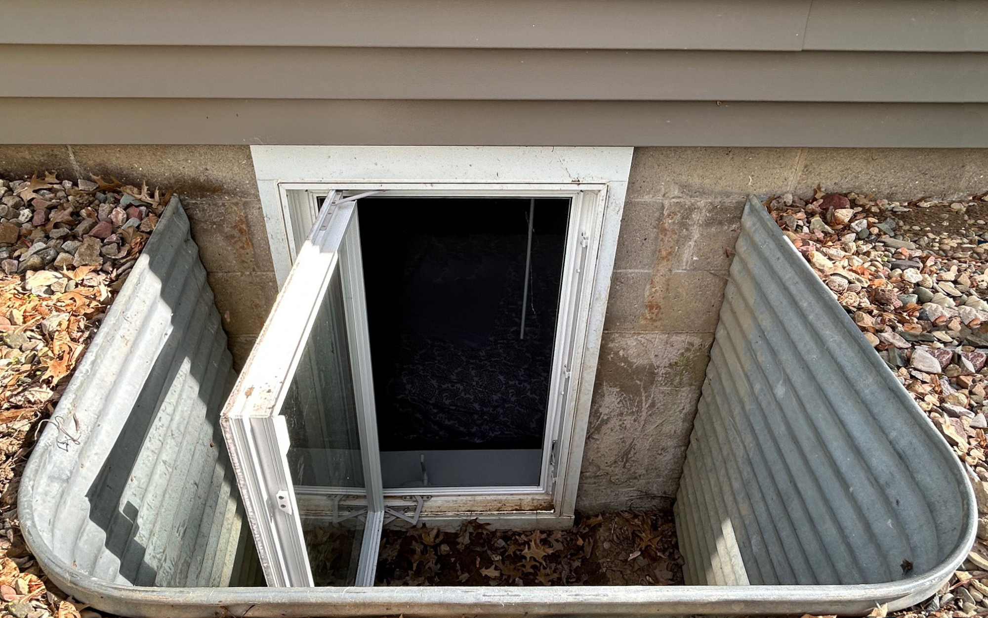 Types Of Windows For Basement Egress | Casement Egress Windows